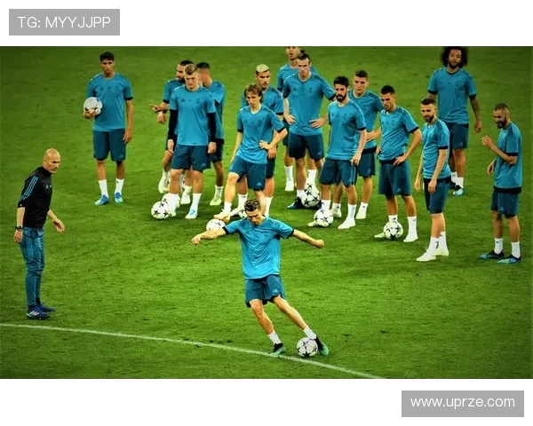 本赛季欧冠射门榜揭晓 皇马75次领跑 拜仁紧随其后 巴黎位居第三 本赛季欧冠射门榜揭晓 皇马75次领跑 拜仁紧随其后 巴黎位居第三